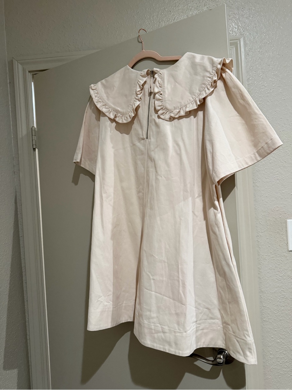 Mable Ruffled Collar Babydoll Dress in Cream Denim - Picture 2 of 4